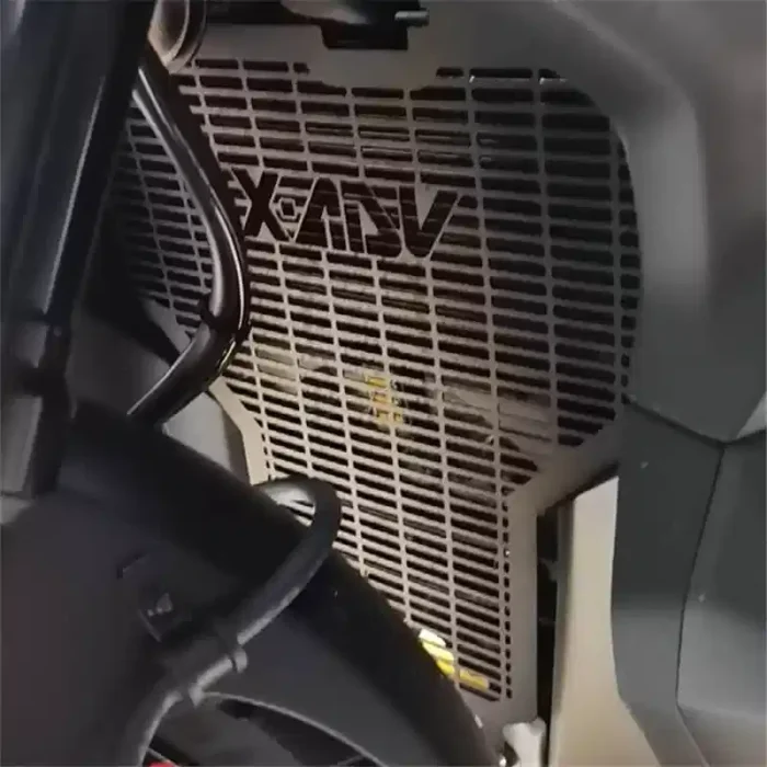 CACHE RADIATEUR HONDA XADV 750 - Image 3